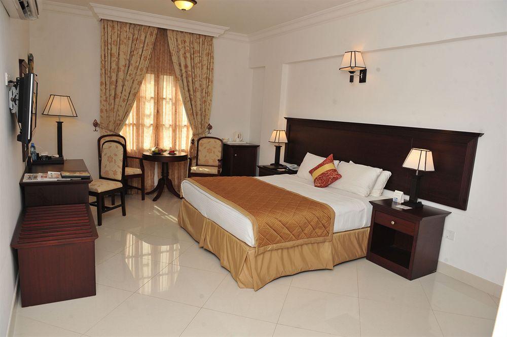 Al Maha Int Hotel Oman Маскат Стая снимка