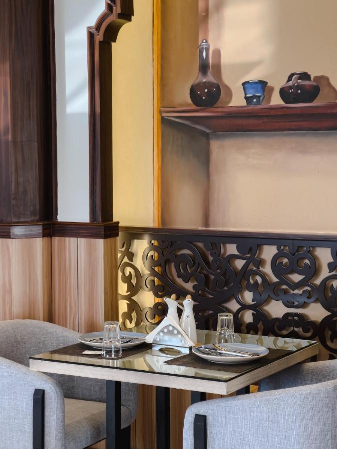 Al Maha Int Hotel Oman Маскат Екстериор снимка