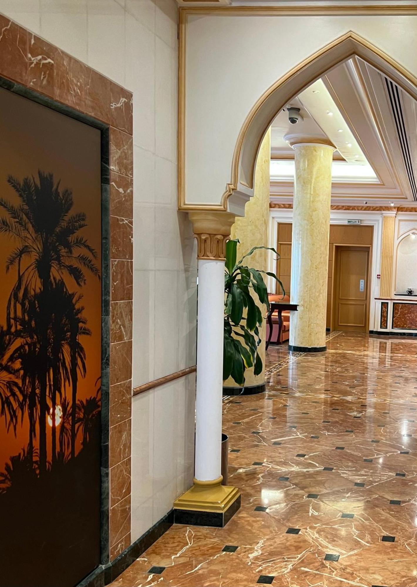 Al Maha Int Hotel Oman Маскат Екстериор снимка