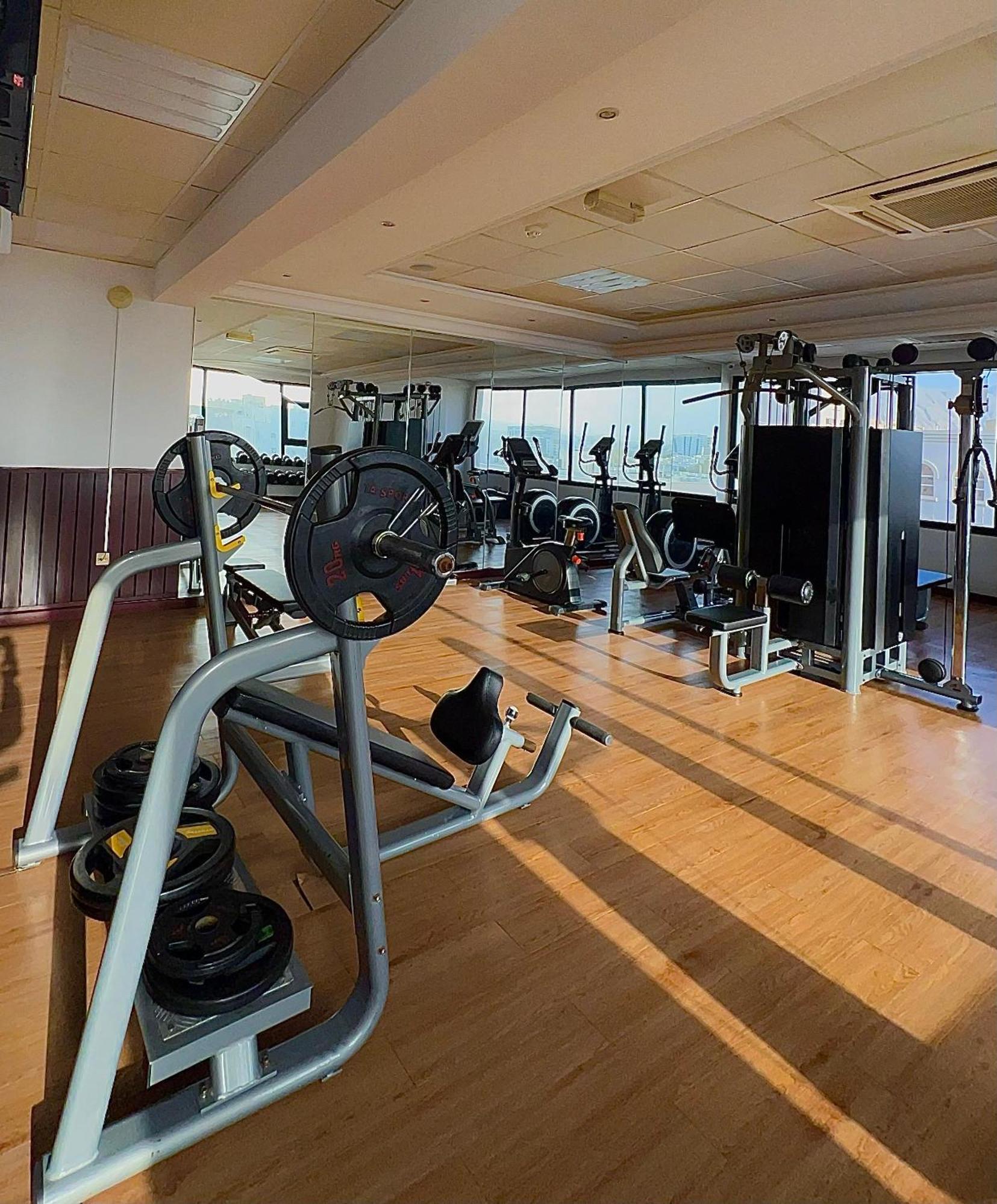 Al Maha Int Hotel Oman Маскат Екстериор снимка