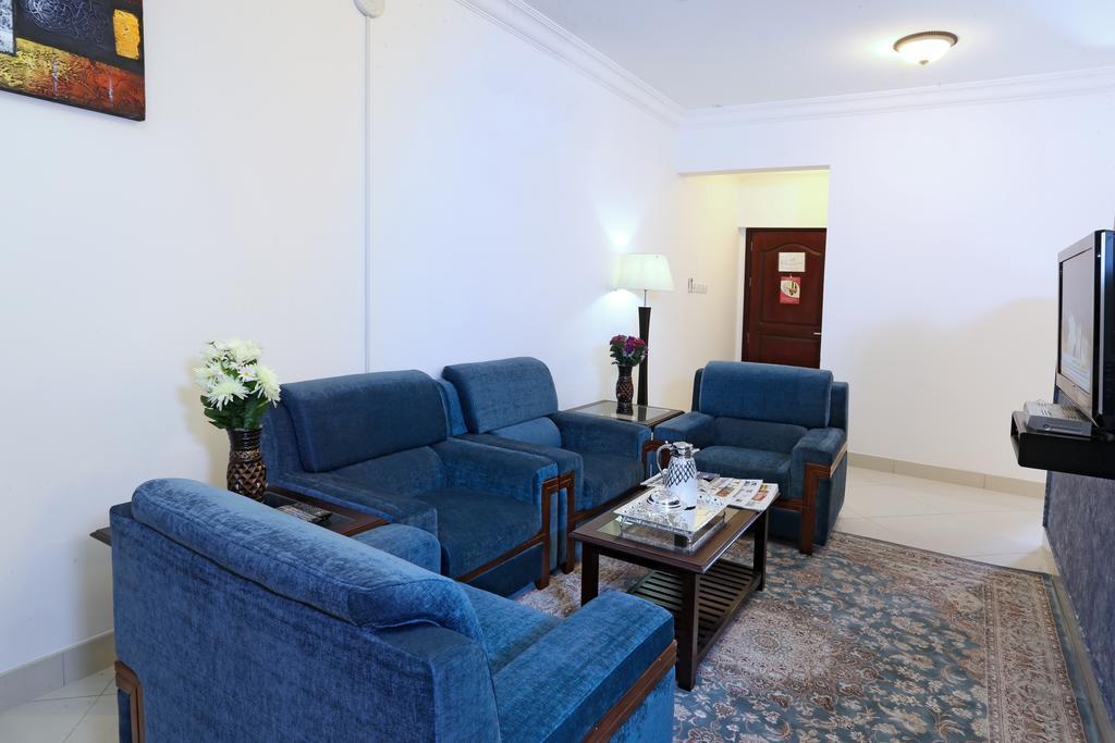 Al Maha Int Hotel Oman Маскат Екстериор снимка