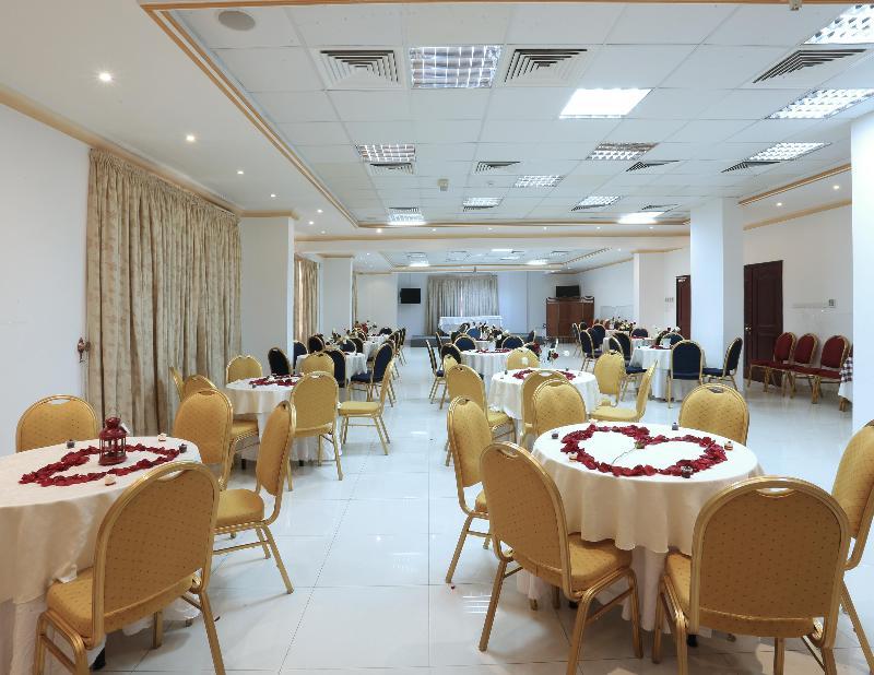 Al Maha Int Hotel Oman Маскат Екстериор снимка