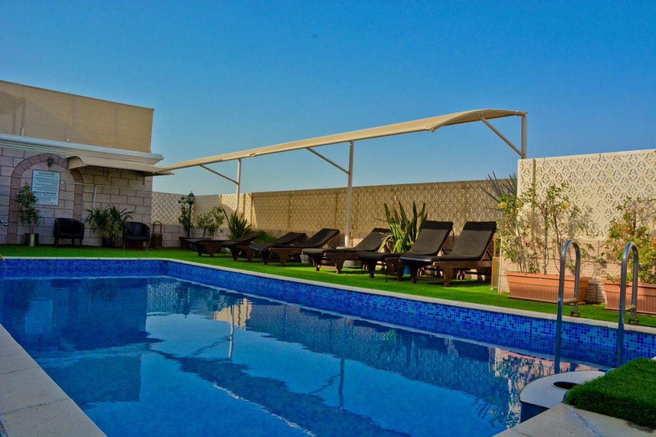Al Maha Int Hotel Oman Маскат Екстериор снимка