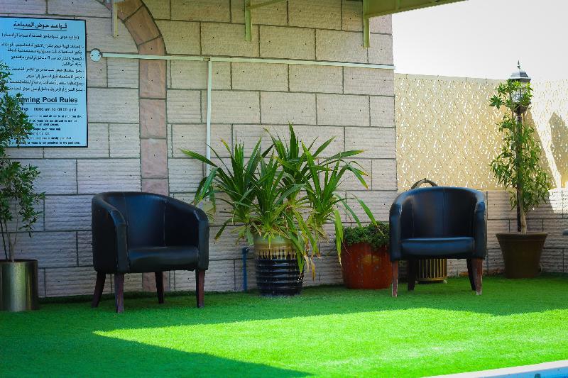 Al Maha Int Hotel Oman Маскат Екстериор снимка